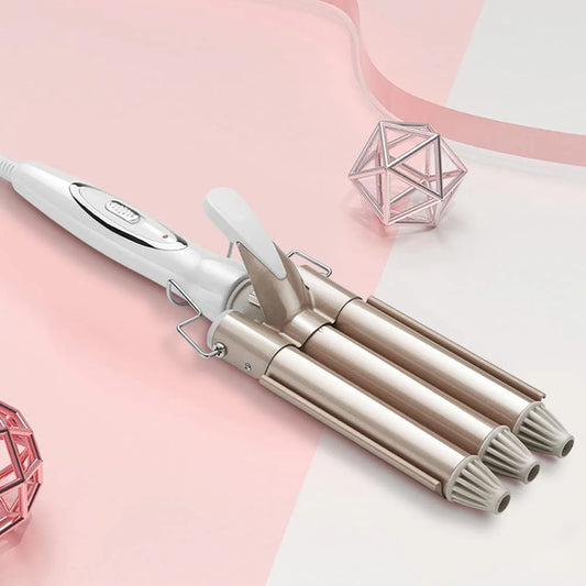 جهاز تجعيد الشعر الثلاثي – سر التموجات الساحرة في دقائق!